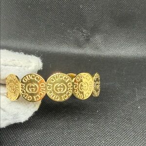 ✅ PRICE IS FIRM ✅ Fashion Gold Women's Bracelet/Bangle